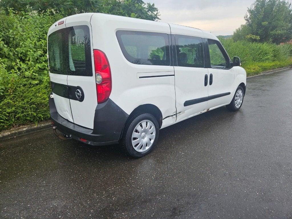 Opel Combo 1.6 CDTi bestelwagen met 5 zitplaatsen, Auto's, Voorwielaandrijving, Euro 5, Zwart, 4 cilinders