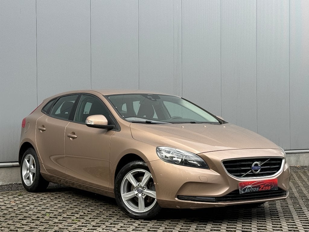 Volvo V40 1.6 D2 Kinetic Cruise ParkSensor DigAirco, Auto's, Voorwielaandrijving, Euro 5, Stof, Bedrijf