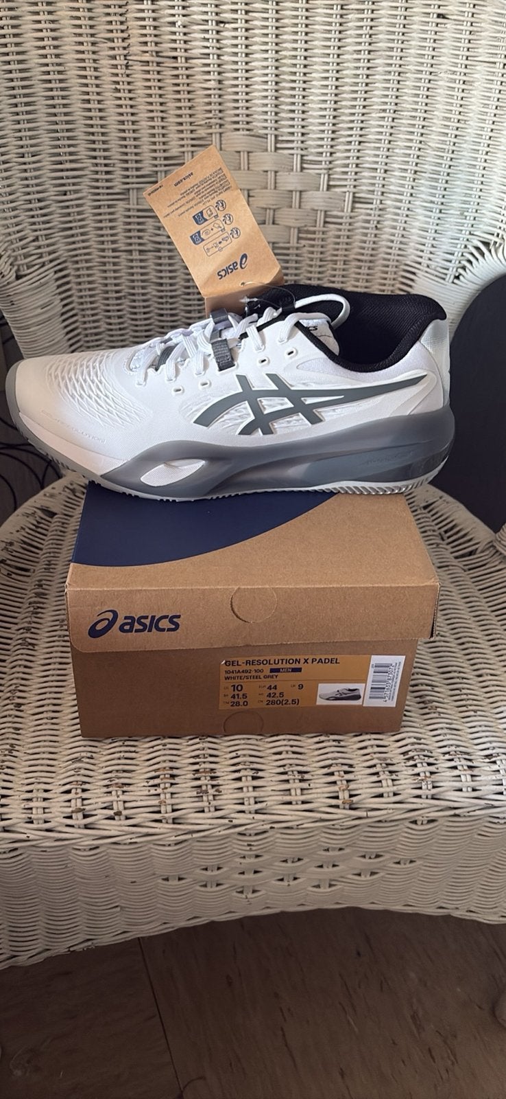 Chaussure de padel asics taille 44 neuve, Enlèvement, Neuf, Chaussures de padel