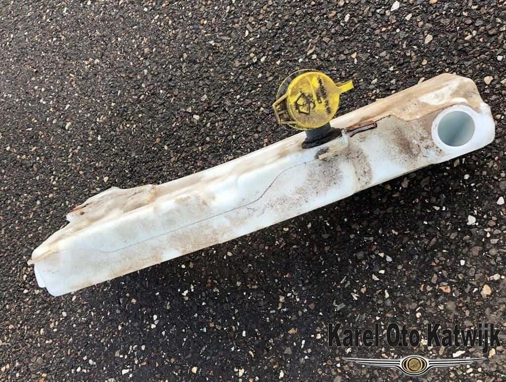 Ruitensproeier reservoir Jeep Cherokee XJ 1998-2000, Auto-onderdelen, -, -, Nieuw, Ophalen of Verzenden