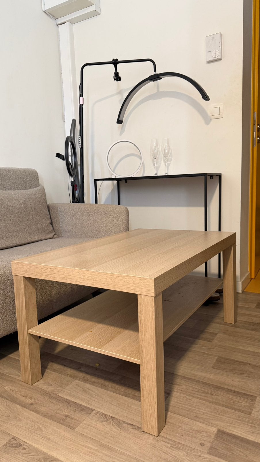 Table basse effet bois avec rangement – Très bon état, Huis en Inrichting, Complete inboedels, Ophalen of Verzenden