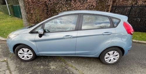 Zeer nette Ford Fiesta –met carpas- ideale starterswagen, Auto's, Stof, Blauw, Handgeschakeld, Particulier