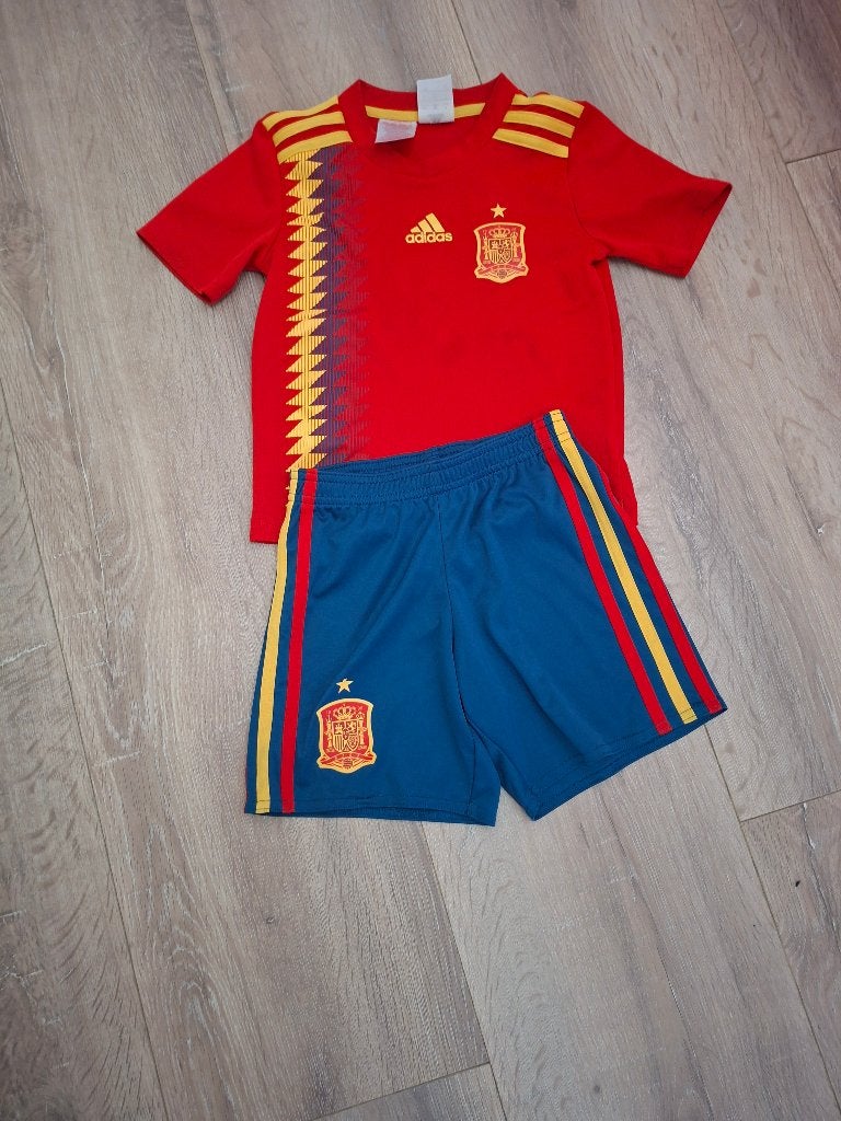 Voetbaltenue Spaanse elftal, Sport en Fitness, Voetbal, Ophalen, Zo goed als nieuw