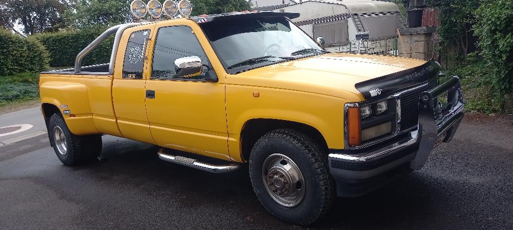 1988 GMC dually 7l4 v8, Auto's, GMC, Automaat, Zwart, Leder en Stof, Geel