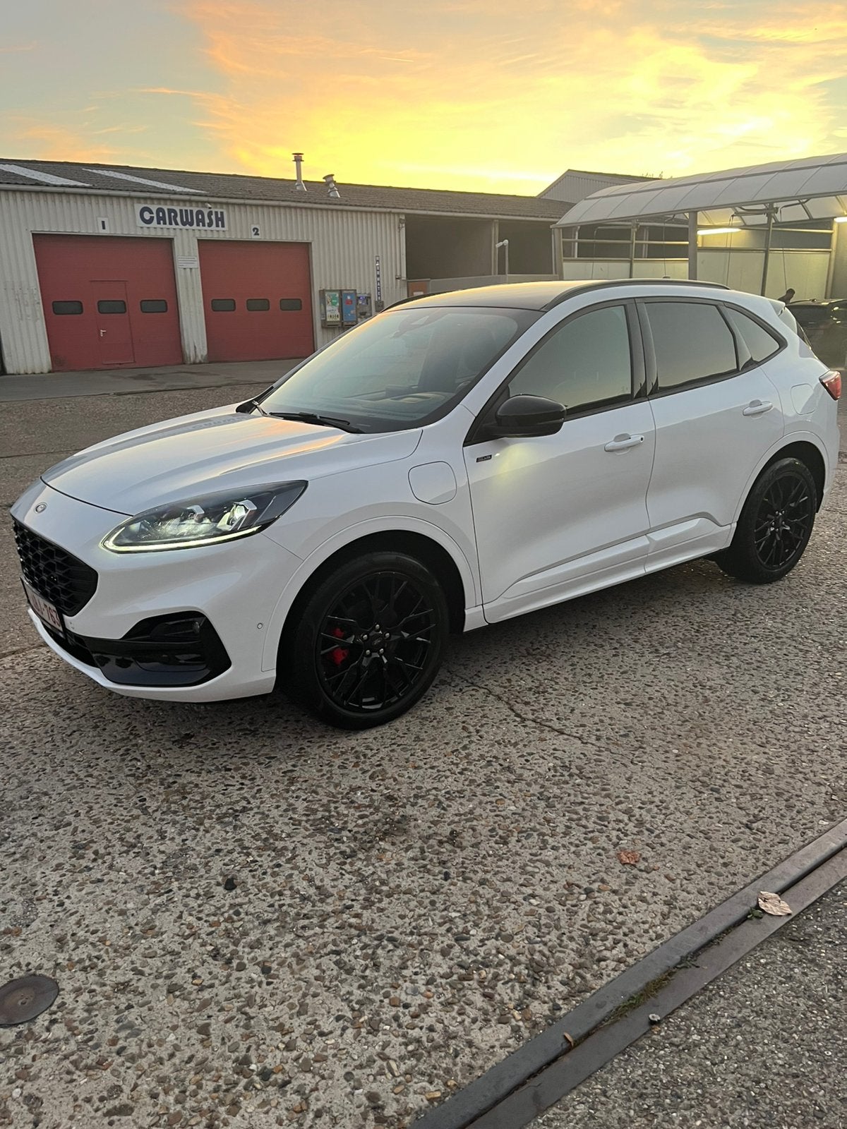 Ford Kuga ST-Line X Black Edition, Autos, Cuir et Alcantara, Achat, 2500 cm³, Ordinateur de bord