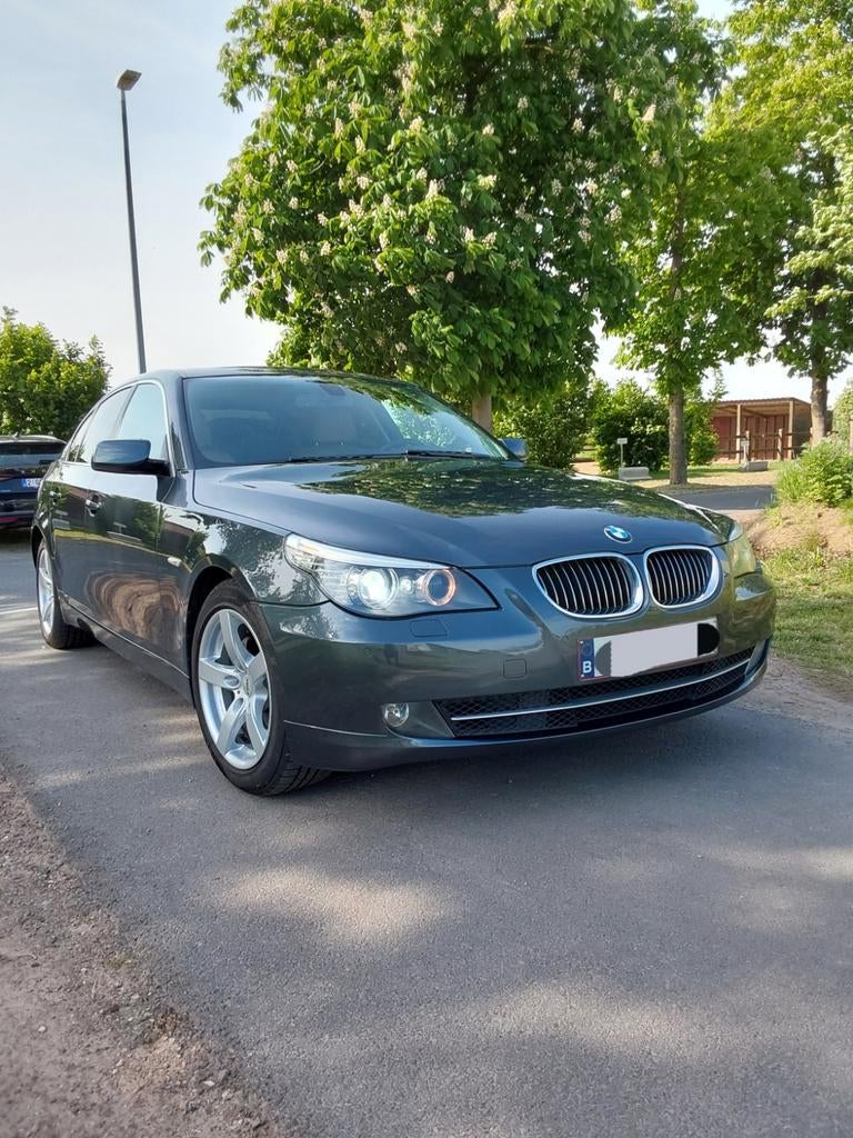 Bmw 525i lci in nieuwe staat, Auto's, BMW, Automaat, 4 deurs, Achterwielaandrijving, Leder