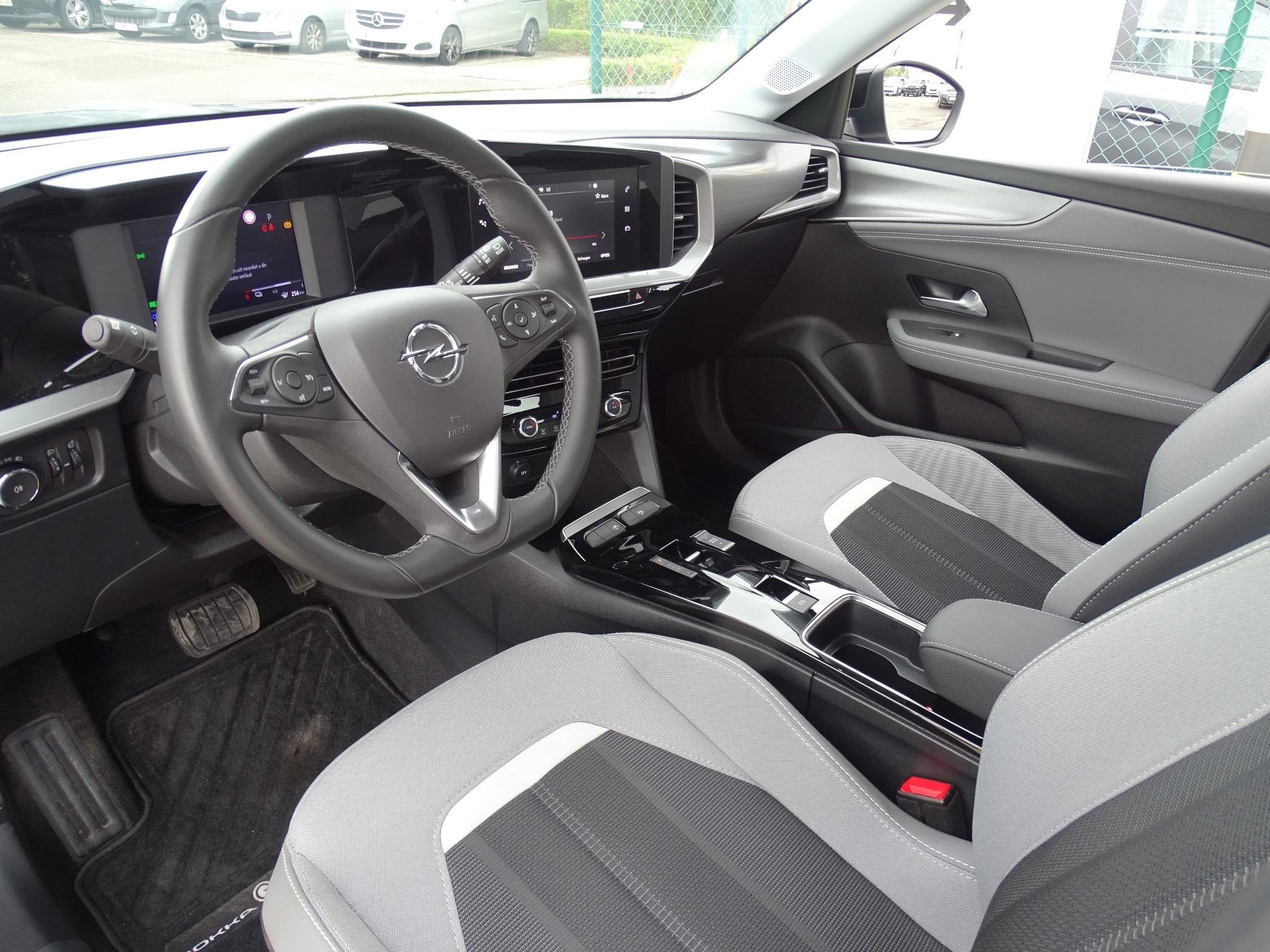 Opel Mokka-e BEV 50kWh e-Edition Verwacht (automatique), Autos, Argent ou Gris, Achat, Entreprise, 1598 kg