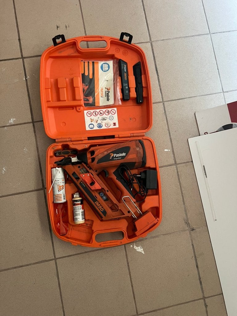 CLOUEUR PASLODE, Bricolage & Construction, Enlèvement, Utilisé