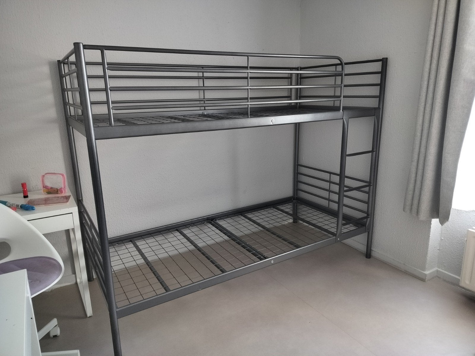 lits superposés, Stapelbed
