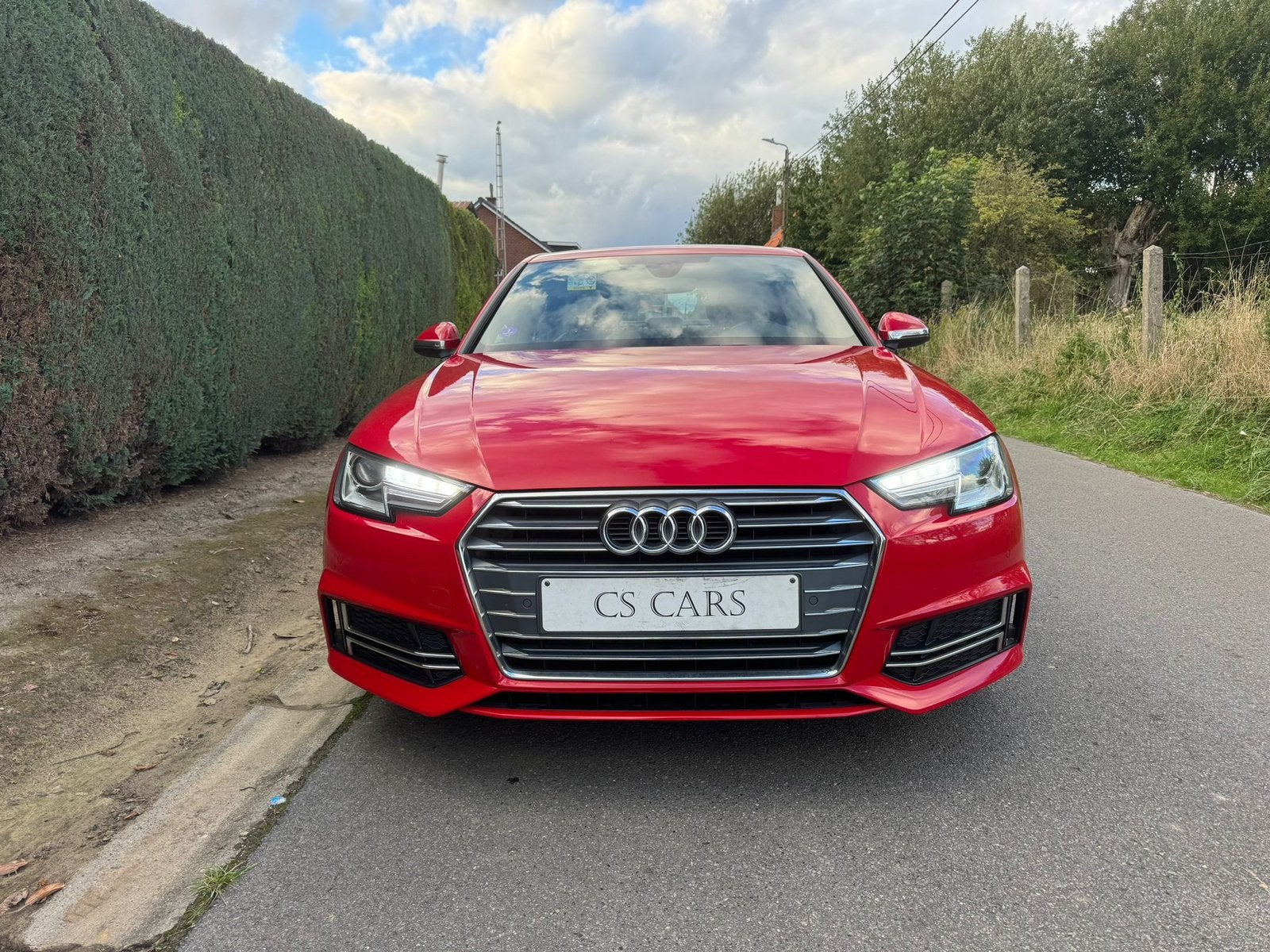 Audi A4 1.4 TFSI / S line / Led / Navi / Garantie / B&O, Autos, Rouge, Cuir et Alcantara, Achat, Entreprise