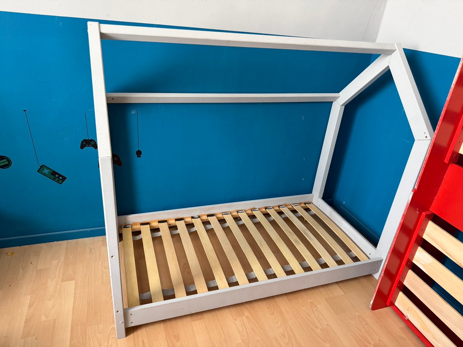 Lit cabane enfant 140cm, Enlèvement, Comme neuf, Matelas