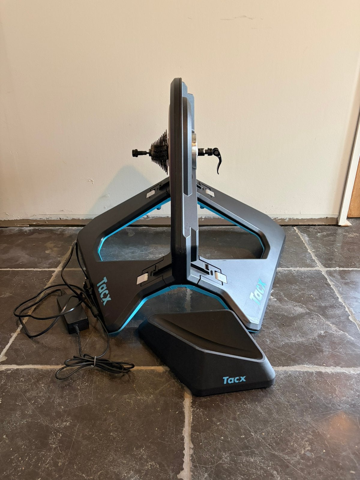 Tacx neo 2 Smart, Ophalen of Verzenden, Gebruikt