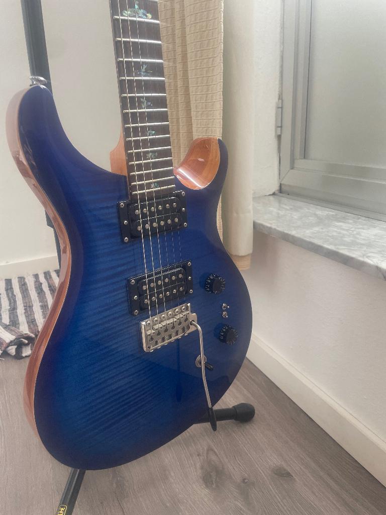 PRS 35th Anniversary SE Custom 24 - Faded Blue Burst, Musique & Instruments, Instruments à corde | Guitares | Électriques, Enlèvement