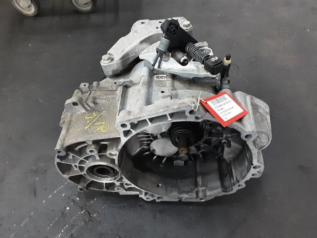 BOITE DE VITESSES MANUELLE Volkswagen Passat (3G2) (QGN), Autos : Pièces & Accessoires, Volkswagen, Mevr. I. Hauben, Utilisé, Rue de l'Espoir 34 34
4030  GRIVEGNÉE, BE