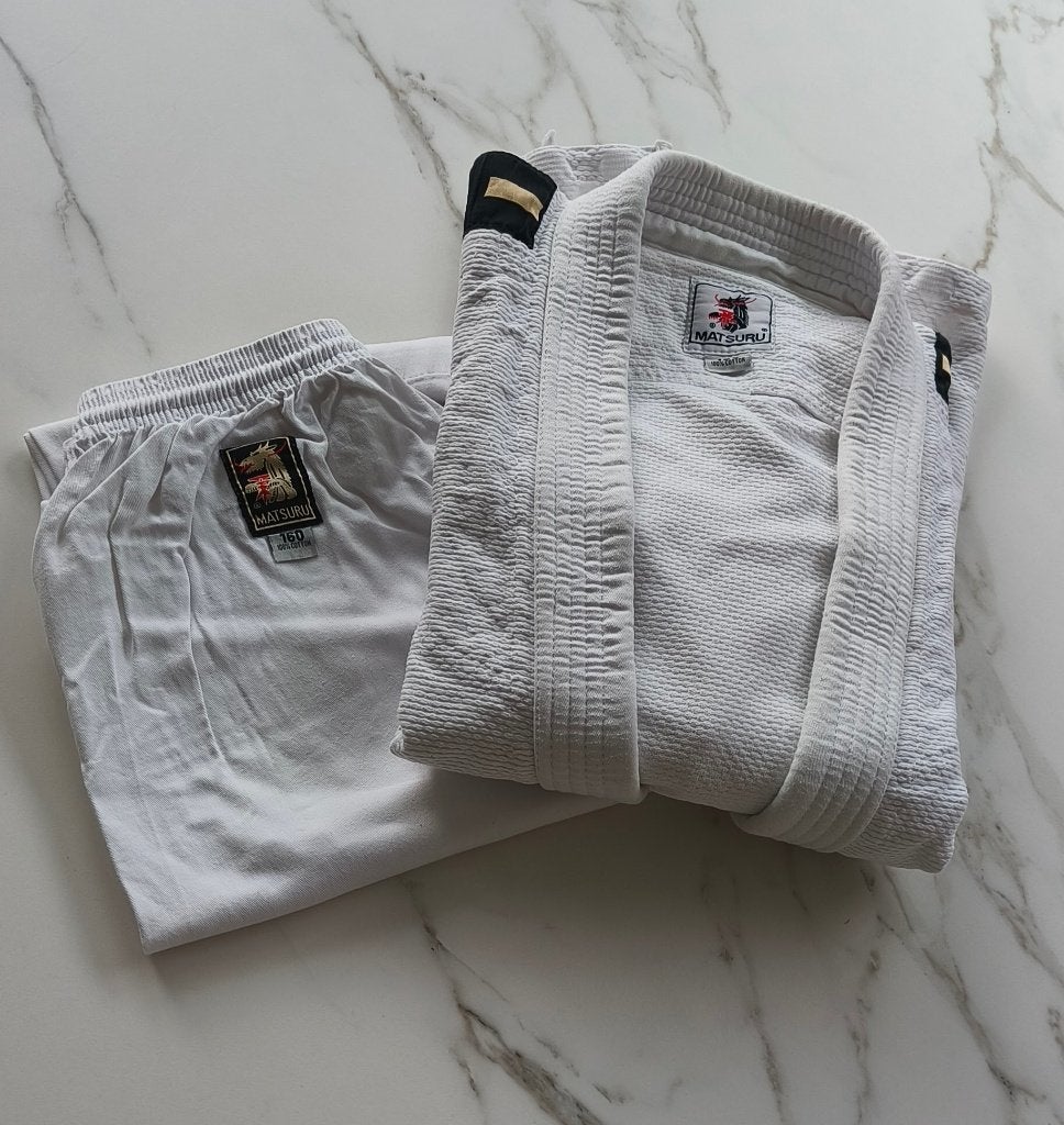 Judopak matsuru, Sport en Fitness, Vechtsporten en Zelfverdediging, Ophalen, Zo goed als nieuw, Judo, Vechtsportkleding