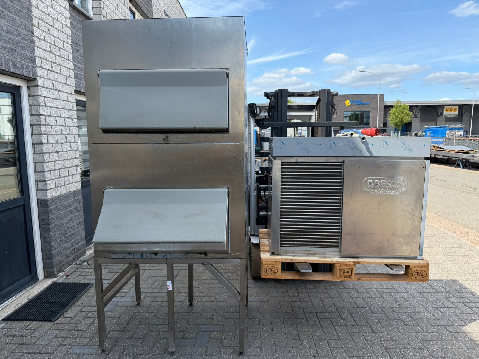 Hoshizaki/Brema scherfijsmachine 800 kg met bunker, Enlèvement, Refroidissement et Congélation