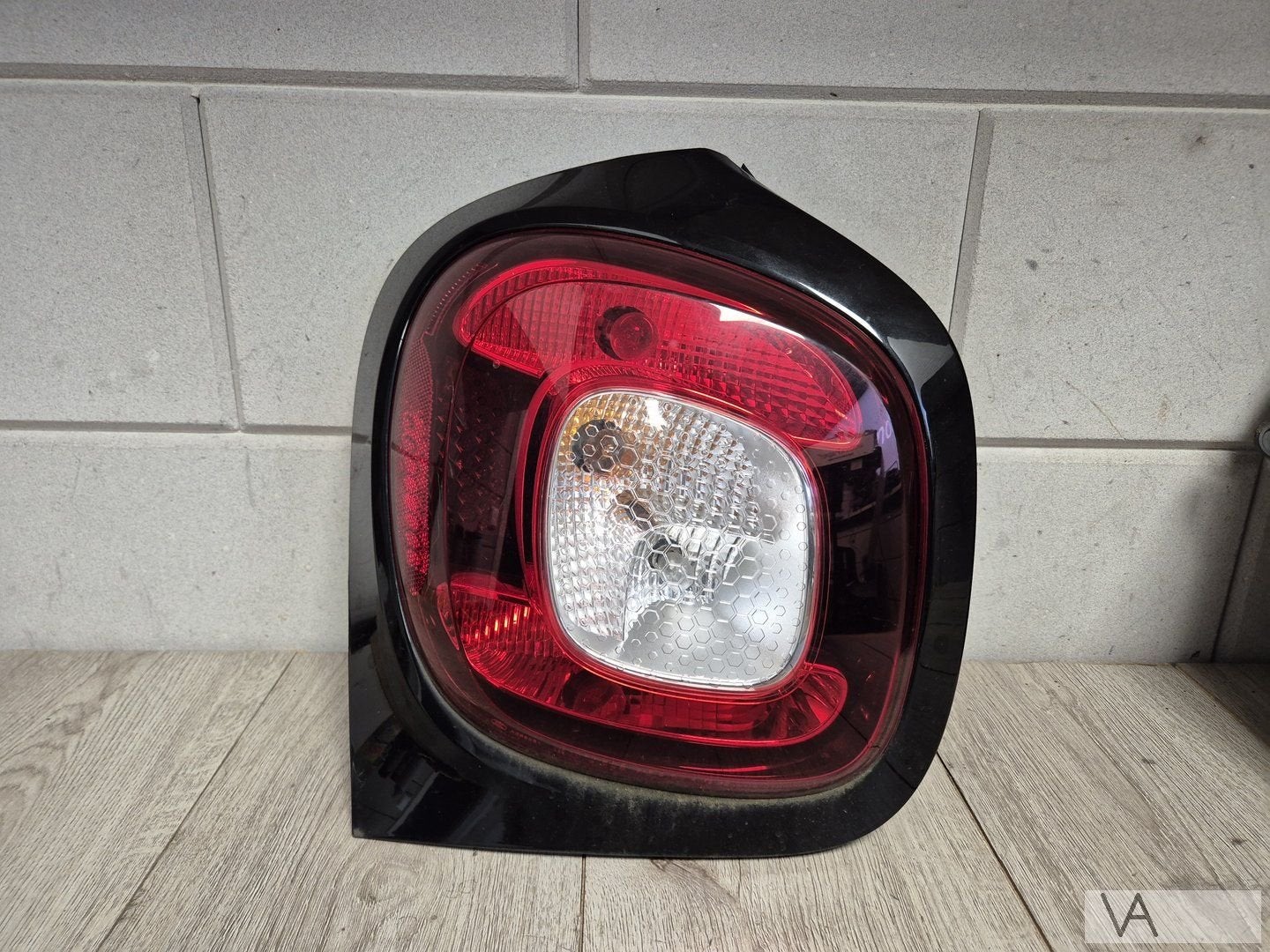 Smart Forfour 2013 - 2018 achterlicht links nette staat €35, Gebruikt, -, -, Ophalen of Verzenden