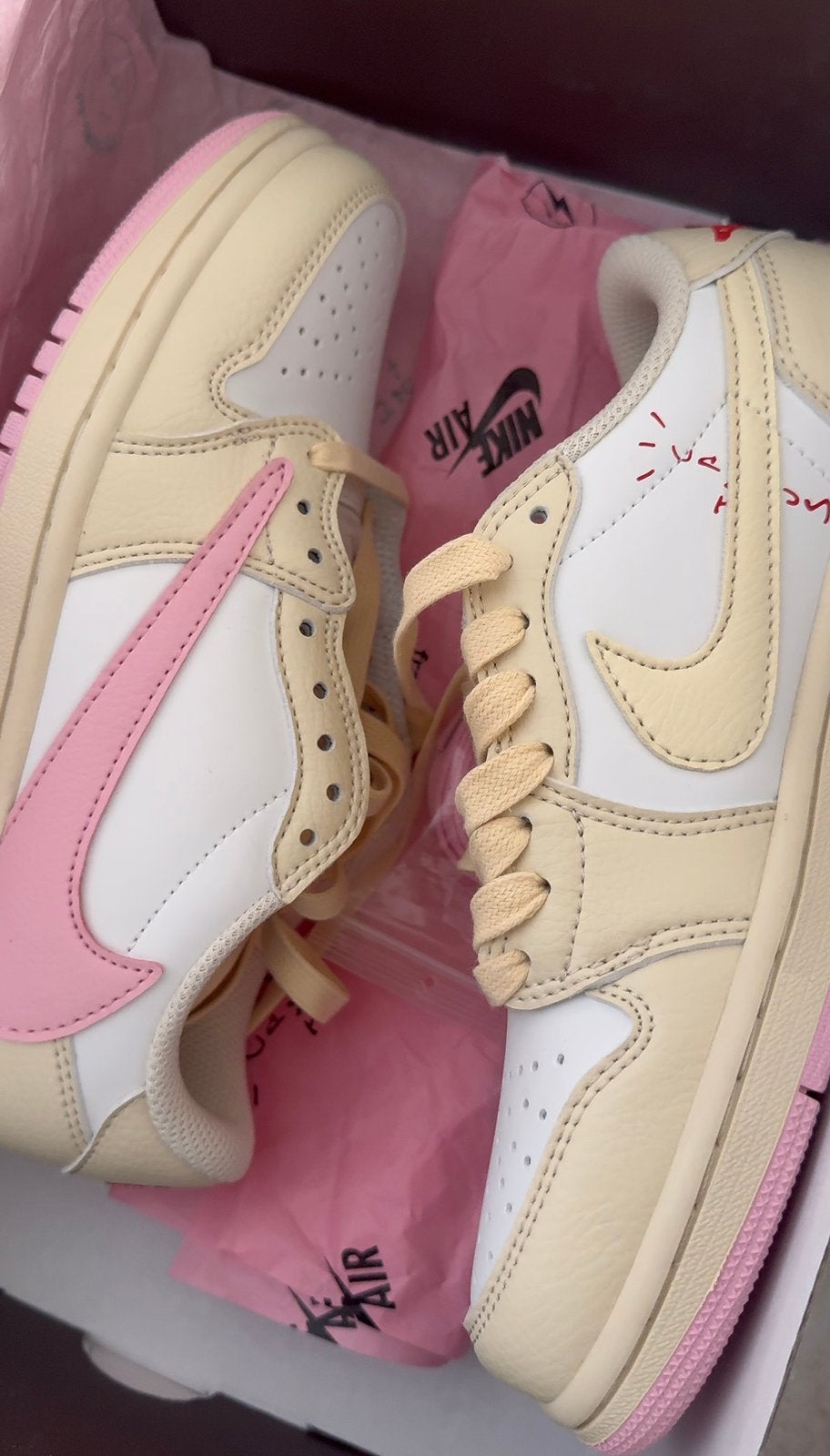 Travis Scott pour femmes, Enlèvement ou Envoi, Neuf