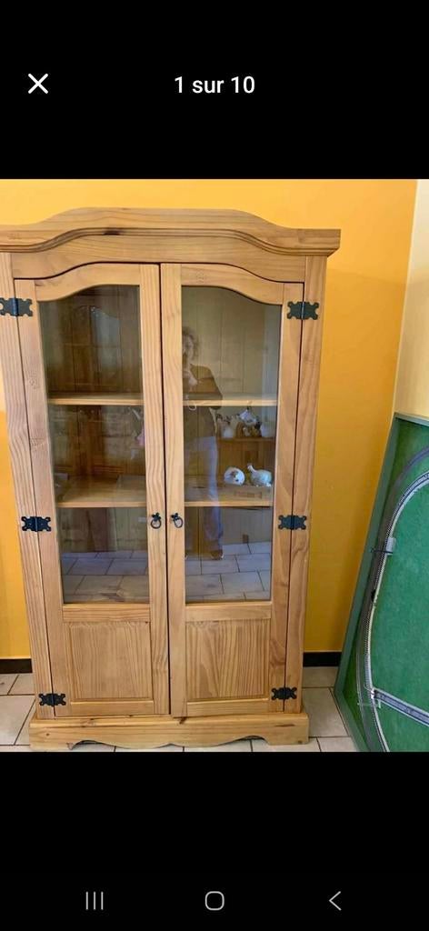 A vendre bahu et vitrine