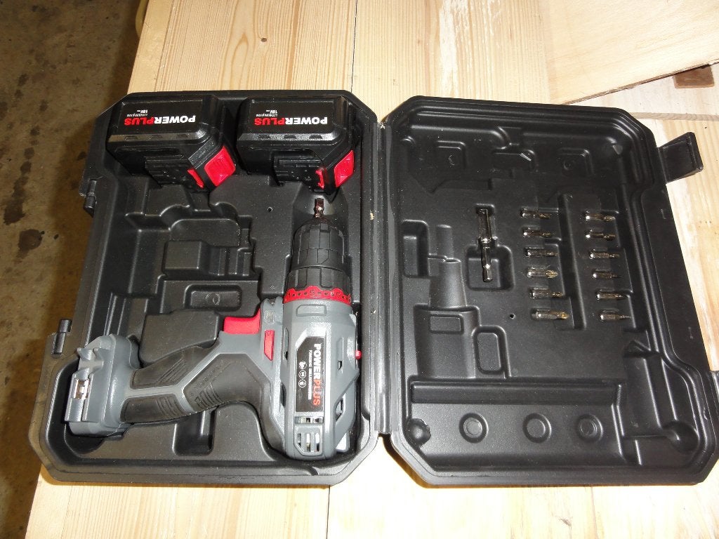Accuboormachine powerplus zonder oplader, Doe-het-zelf en Bouw, Ophalen, Zo goed als nieuw, Boormachine