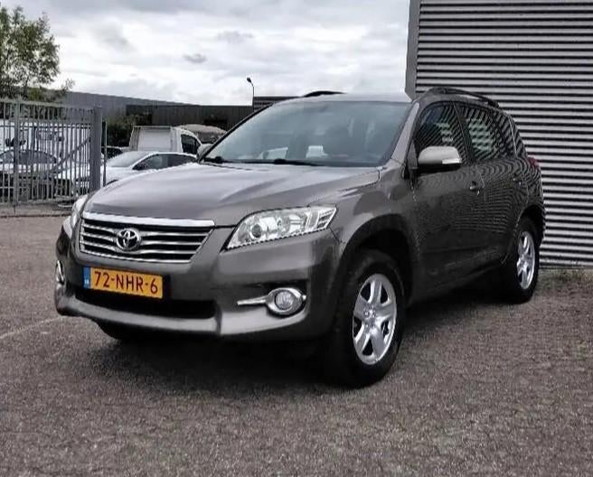 Toyota Rav4 2.0 Vvt-i 2WD 2010 Bruin, Autos, Cuir, Achat, Boîte manuelle, Noir