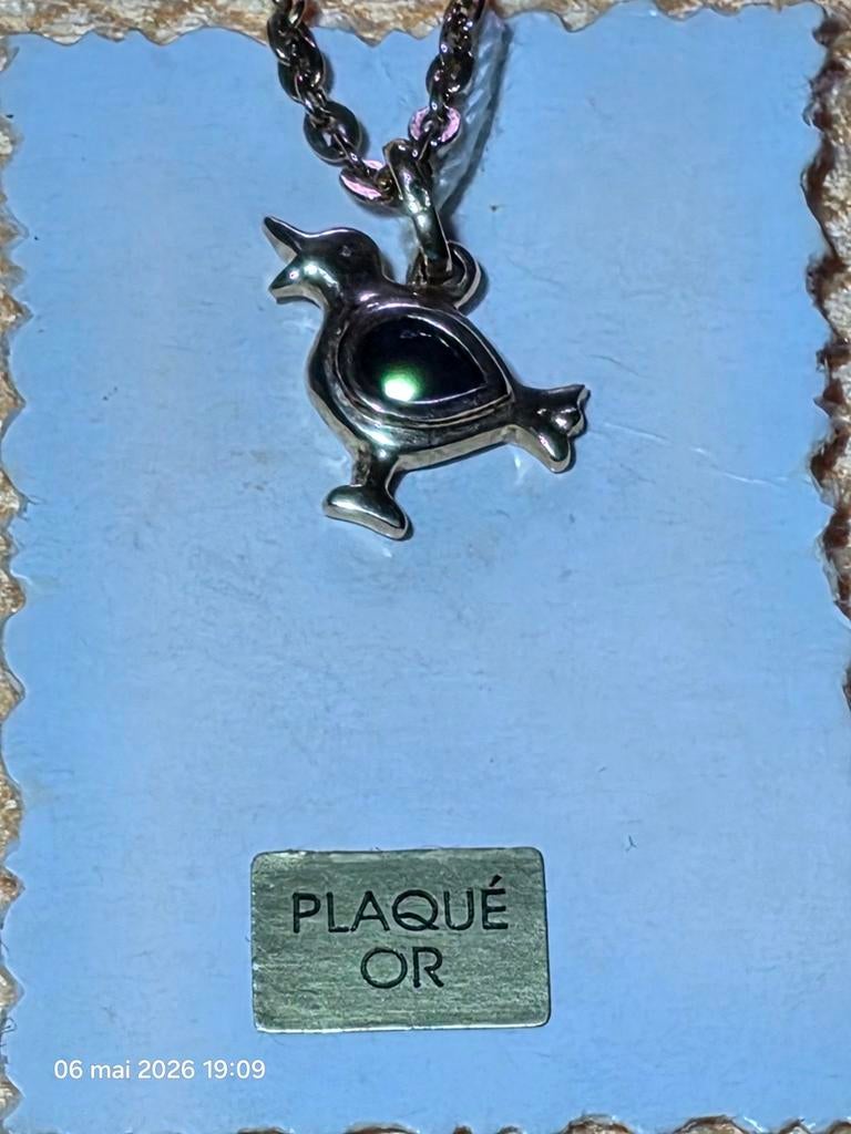 Pendentif oiseau avec petit saphir bleu, Neuf, Enlèvement, Bleu, Autres matériaux