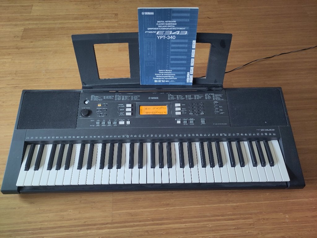 Yamaha keyboard PSR E343, Muziek en Instrumenten, Ophalen, Zo goed als nieuw, 61 toetsen, Yamaha