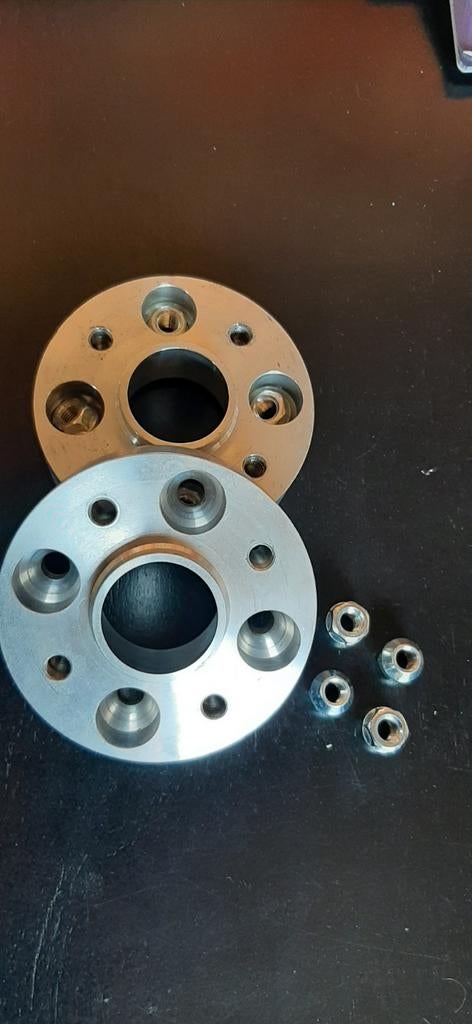 Spoorverbreders VW  4 X 100   4 cm per kant, Enlèvement ou Envoi