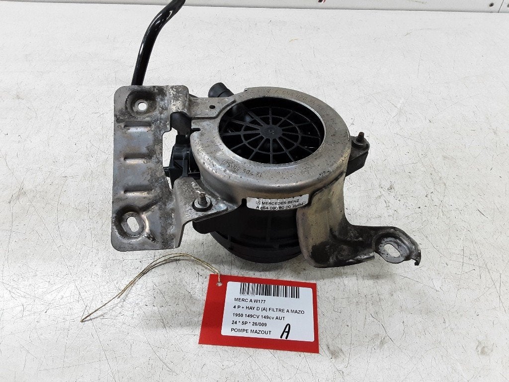 POMPE CARBURANT C Mercedes-Benz A (177.0) (A6540787500), Mercedes-Benz, Mevr. I. Hauben, Utilisé, Rue de l'Espoir 34 34
4030  GRIVEGNÉE, BE