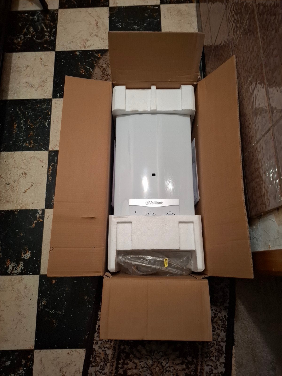 chauffe eau Neuf vaillant atmomag gaz bonbonne, Bricolage & Construction, Enlèvement