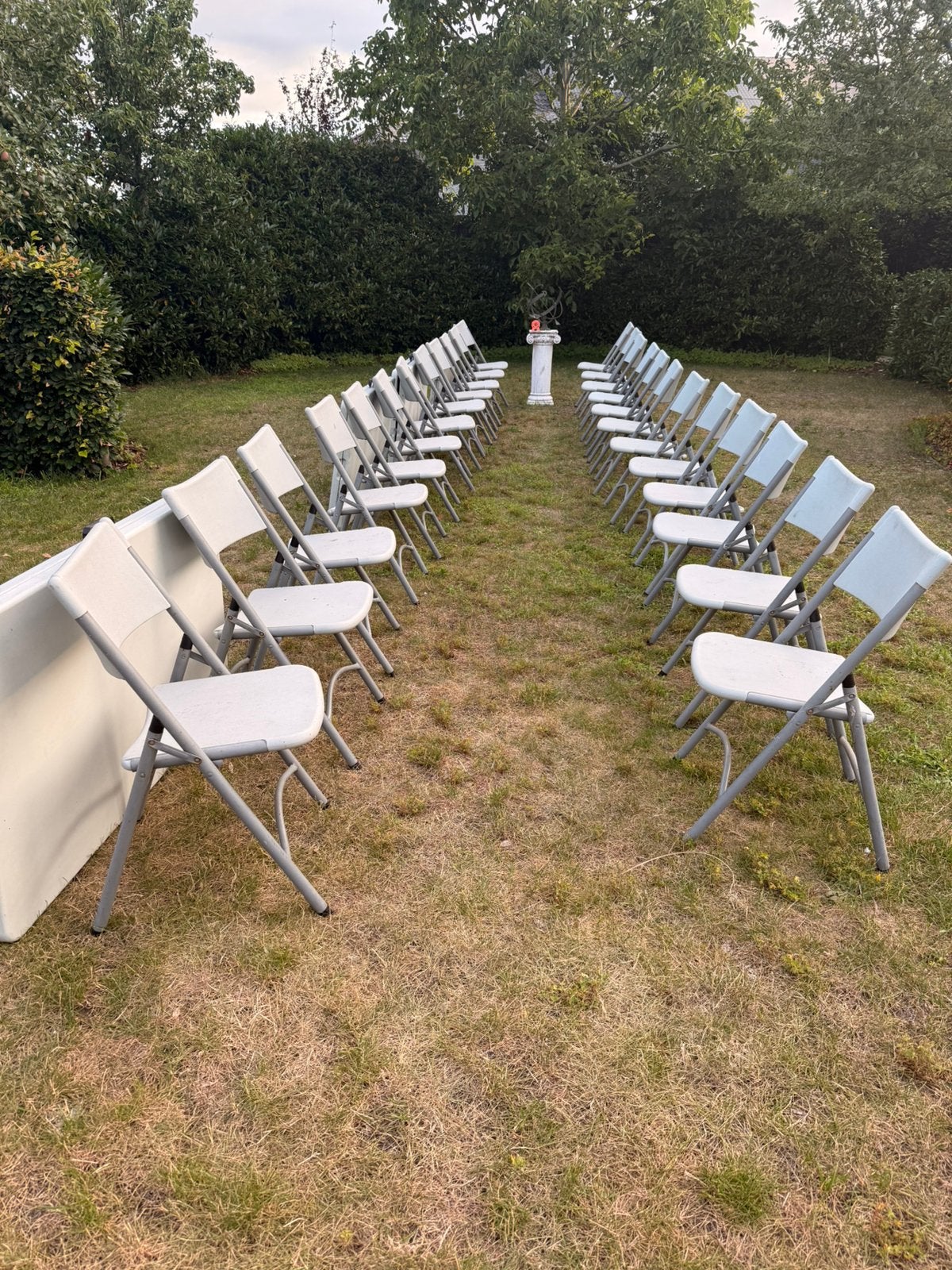 24 stoelen / 4 tafels / tuinmeubelen / tuinfeest, Tuin en Terras, Ophalen, Overige materialen, Bijzettafel, Meer dan 8 zitplaatsen