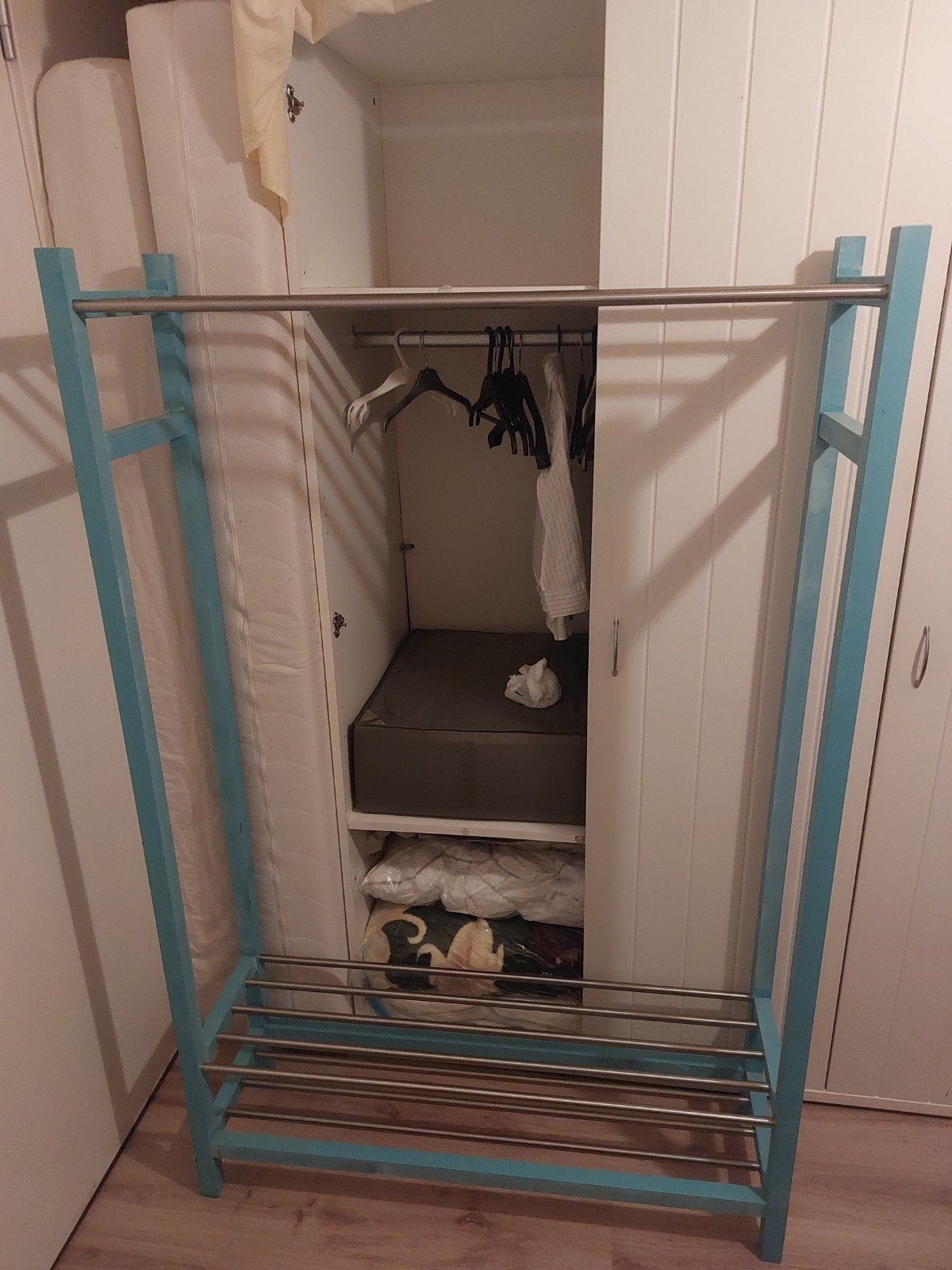 Penderie à vêtements vendre en excellent etat, Enlèvement