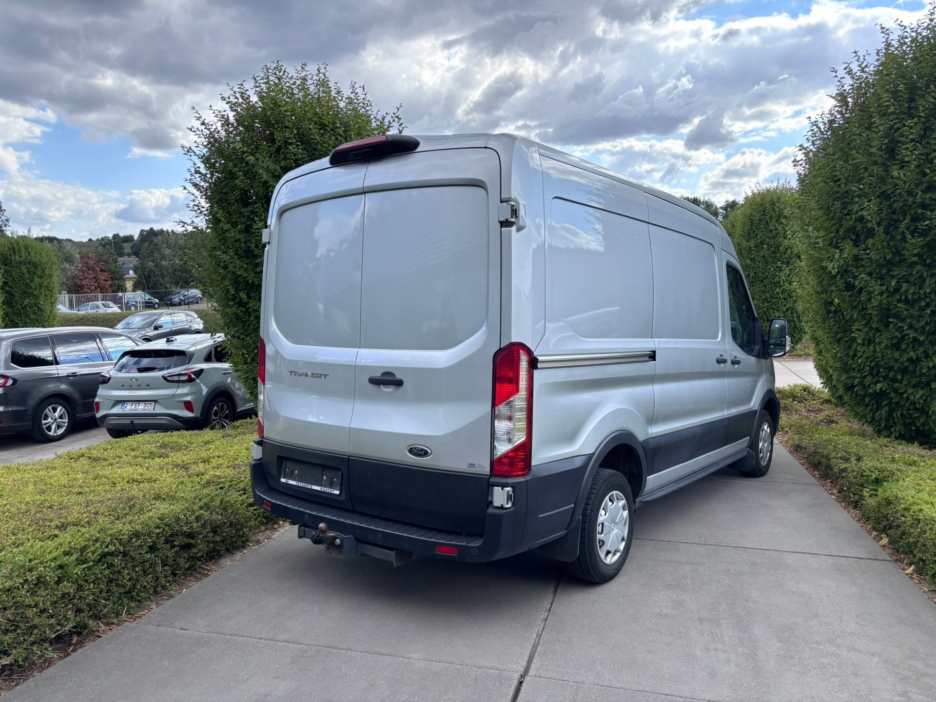 Ford Transit 2T - L2H2 - TREND (bj 2021), Auto's, Stof, 2550 kg, 172 g/km, 129 pk