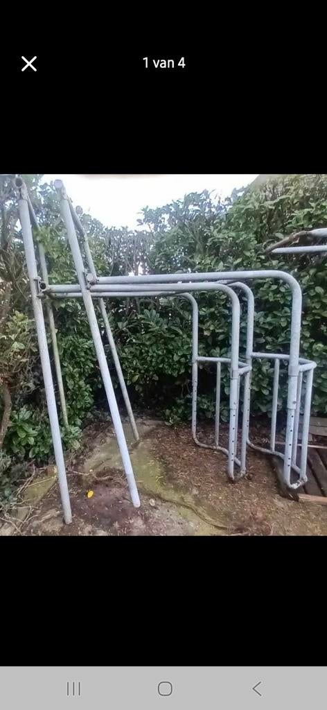 Porte de fermeture du boîtier d'alimentation, Enlèvement