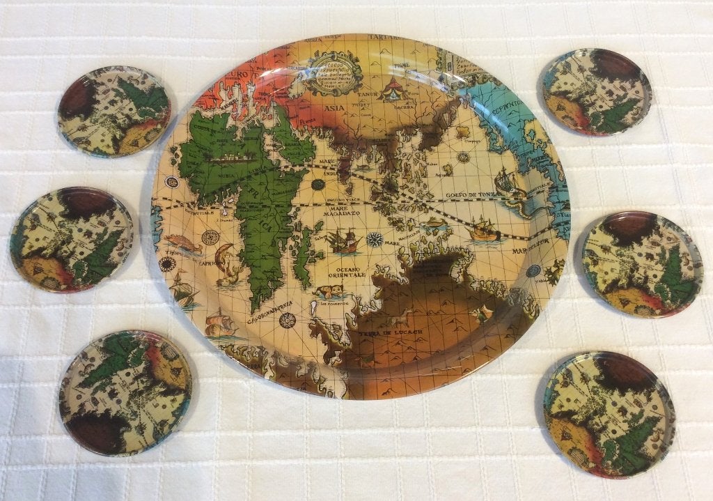 Vintage dienblad met 6 magnetische onderzetters wereldkaart, Rond, Ophalen of Verzenden, Zo goed als nieuw, Dienblad