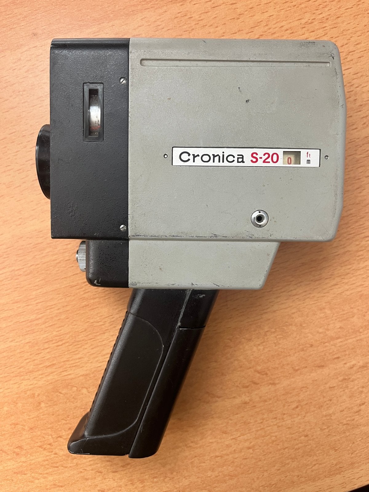 Caméra Super 8 CronicaS-20–cartouche et support en frigolite, Audio, Tv en Foto, Foto | Flitsers, Ophalen of Verzenden, Zo goed als nieuw