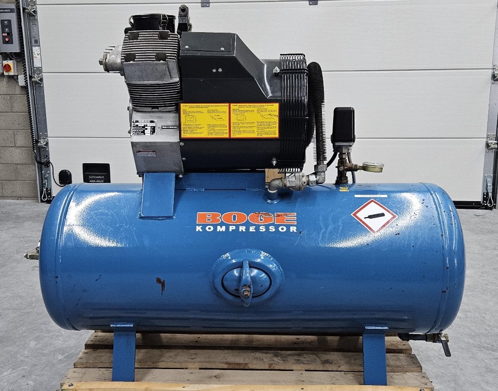 Compresseur industriel BOGE 400V – 10 bar – 700 l/min, Enlèvement ou Envoi, 400 à 800 litres/min, Comme neuf, 100 litres ou plus