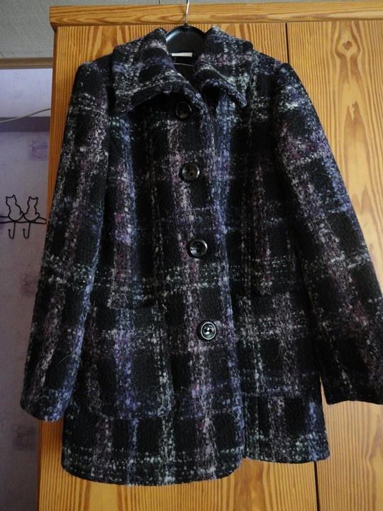 Mooie geruite jas, weinig gedragen, Kleding | Dames, Jassen | Winter, Ophalen of Verzenden, Zo goed als nieuw, Maat 38/40 (M)