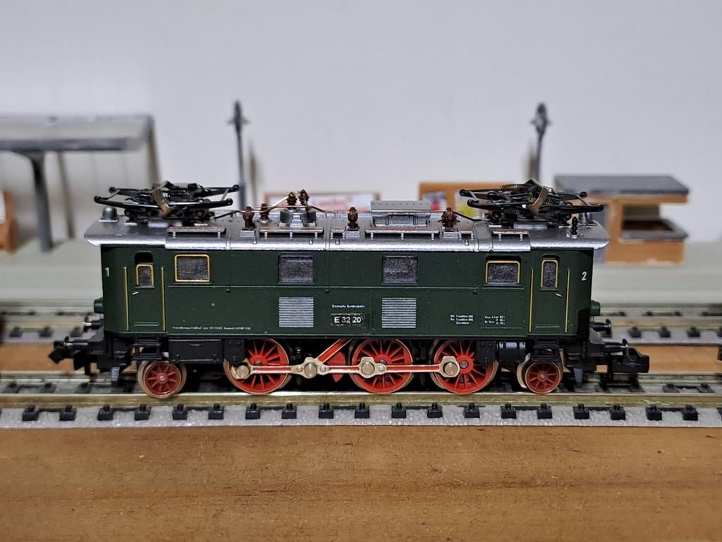 Fleischmann piccolo e lok E32 deutsche bundesbahn, Ophalen of Verzenden, Fleischmann, Analoog