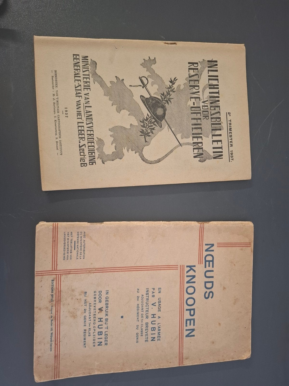 2 livrets belges, Enlèvement