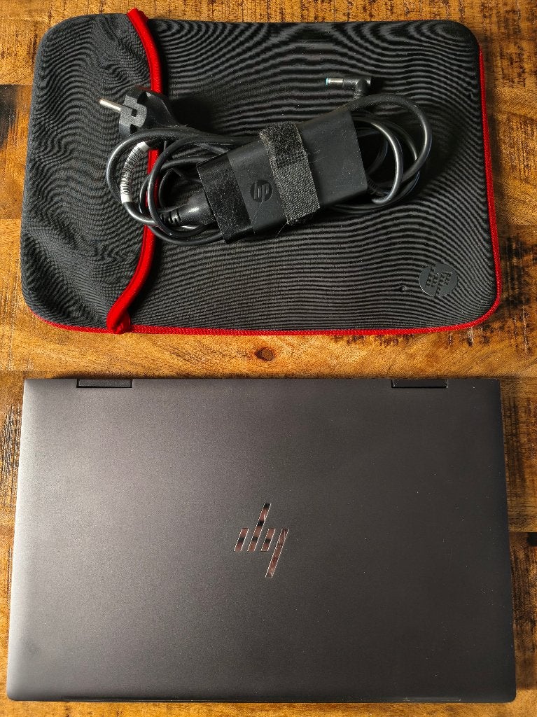 HP envy x360 2 in 1 laptop 13 inch, Informatique & Logiciels, Ordinateurs portables Windows, Utilisé, 13 pouces, SSD, 2 à 3 Ghz