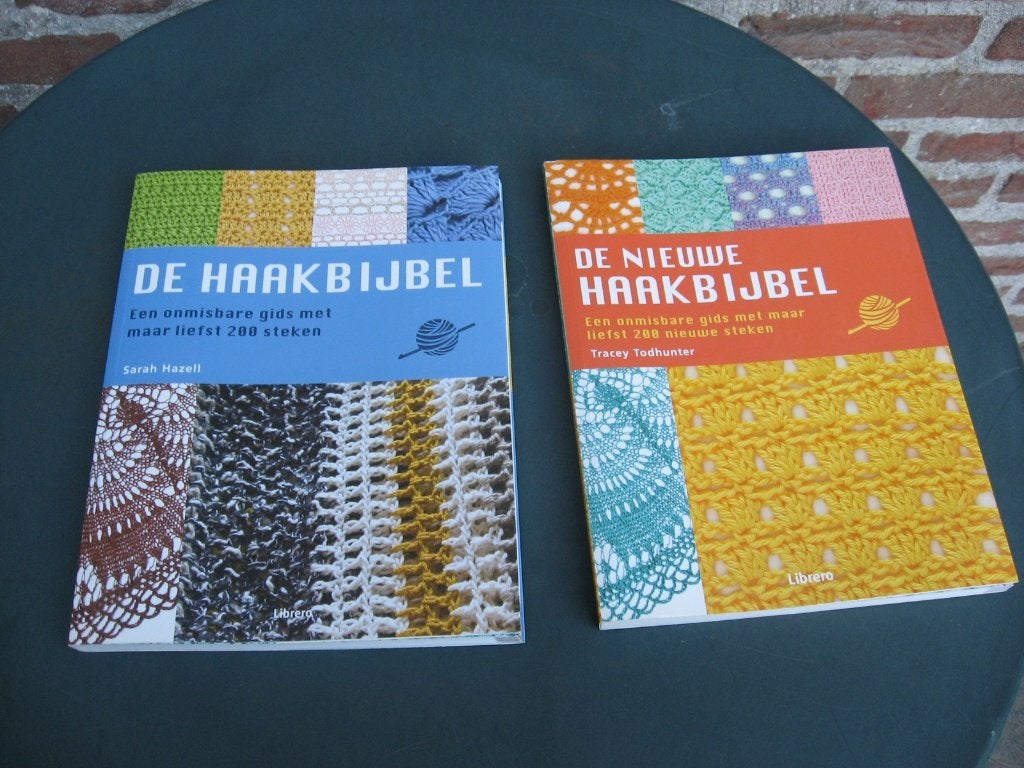 2 nieuwe boeken: de haakbijbel en de nieuwe haakbijbel, Livres, Loisirs & Temps libre, Enlèvement ou Envoi, Neuf, Tricot et Crochet