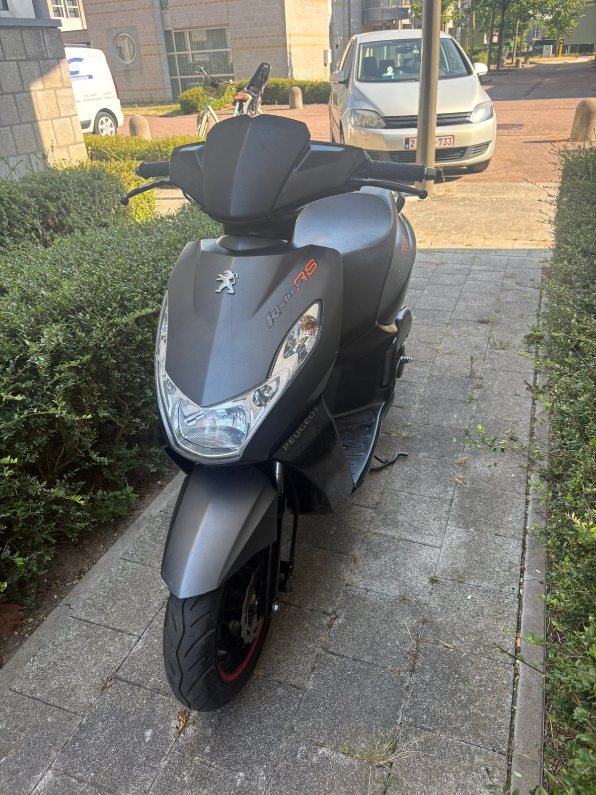 Peugeot Kisbee rs a klasse, Fietsen en Brommers, Scooters | Peugeot, Ophalen, Zo goed als nieuw