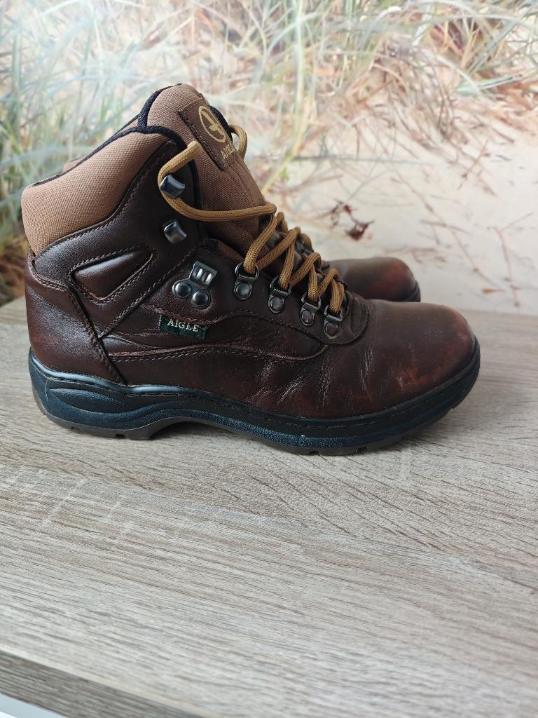 Aigle cuir pt 42, Vêtements | Hommes, Chaussures, Chaussures de marche, Aigle, Enlèvement ou Envoi, Brun