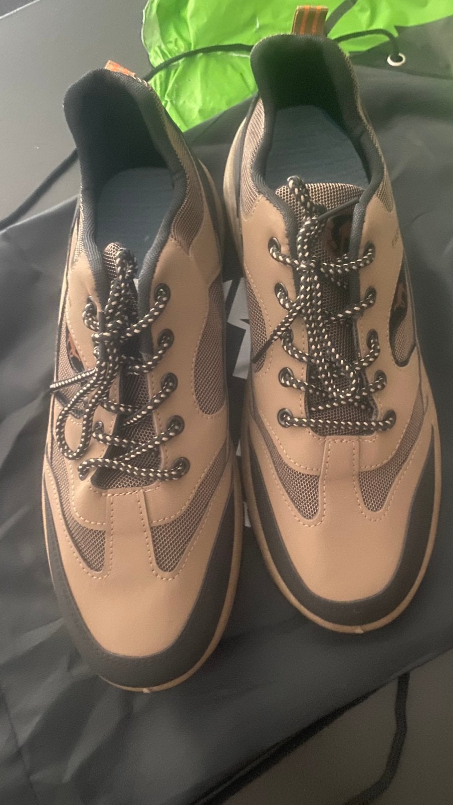 Nieuwe schoenen verlucht en wandel, Ophalen, Zo goed als nieuw