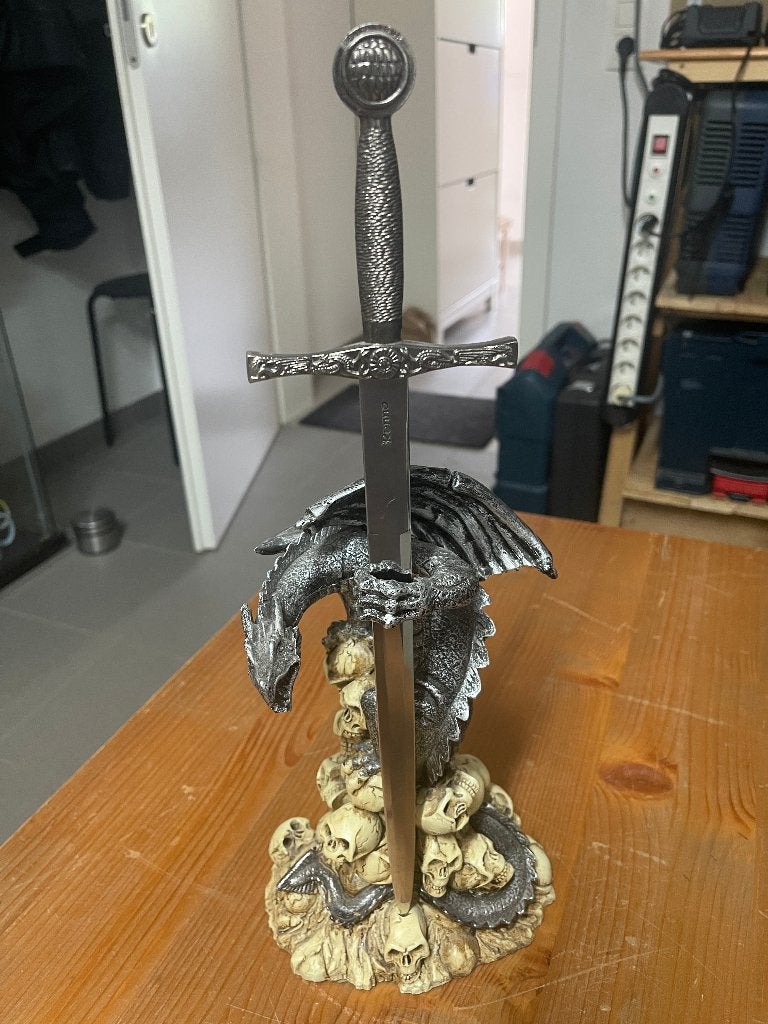 Dragon avec épée et crânes, Verzamelen, Beelden en Beeldjes, Ophalen, Zo goed als nieuw, Fantasy