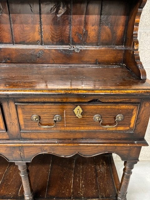 Antiek Engelse dresser/bordenkast doorleefd masief hout, Antiek en Kunst, Ophalen