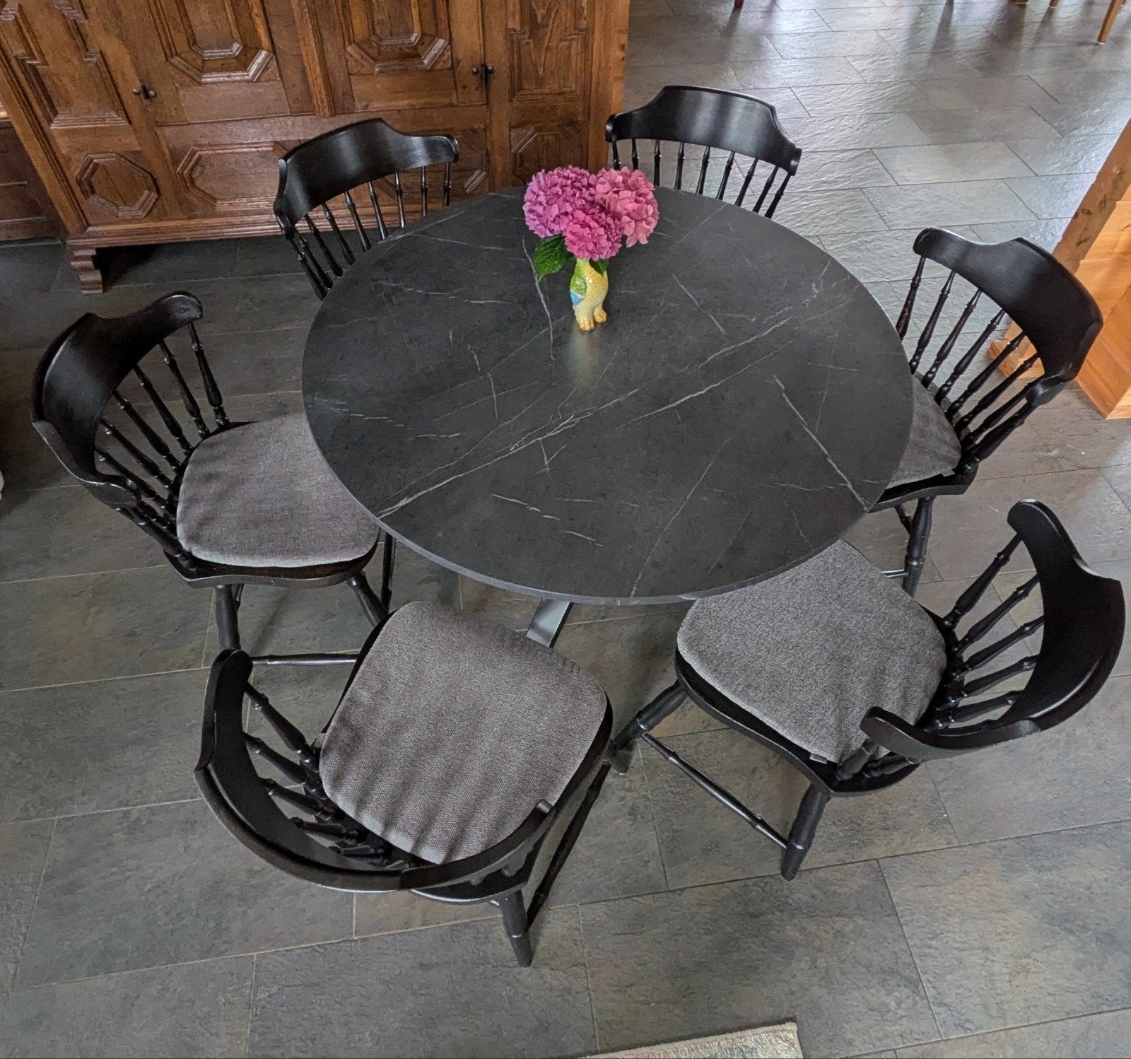 eethoek met 6 eiken eetkamerstoelen, Ophalen, Gebruikt, Zwart, Vijf, Zes of meer stoelen