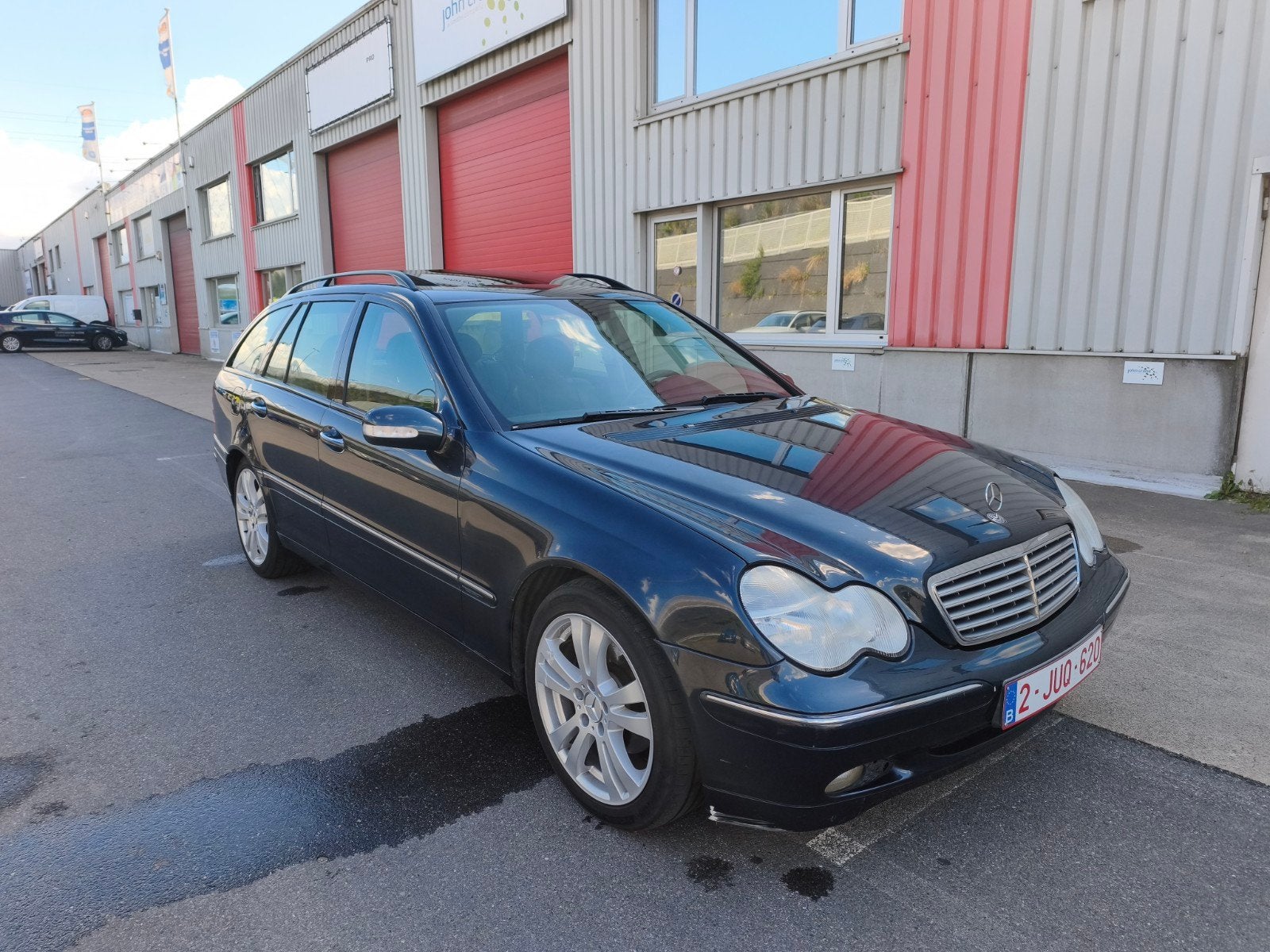 mercedes C220 2003 diesel automaat 236.000 km, Auto's, Mercedes-Benz, Automaat, Leder, Diesel, Particulier