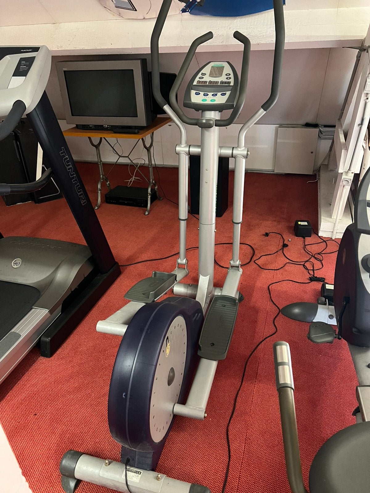 Tunturi crosstrainer, Enlèvement, Comme neuf